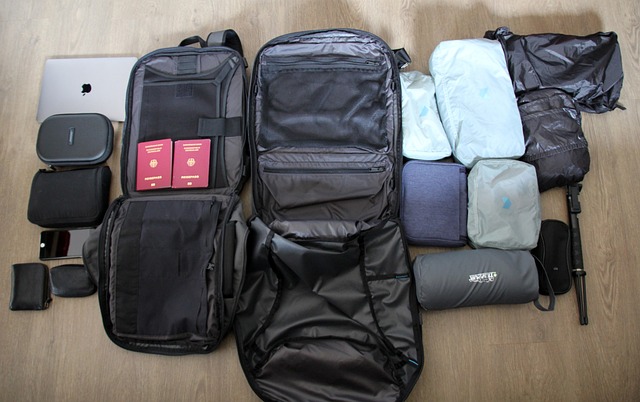 Příruční zavazadlo do letadla: Co nesmí chybět?