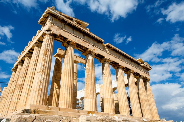 Cena letenky do Řecka: Jak najít výhodné lety do ráje